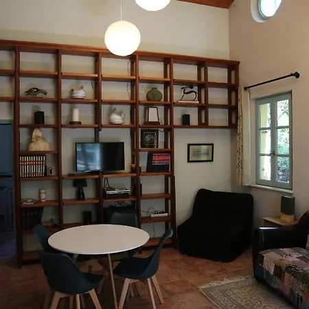 A L'oree Des Cevennes Bed and Breakfast 4*