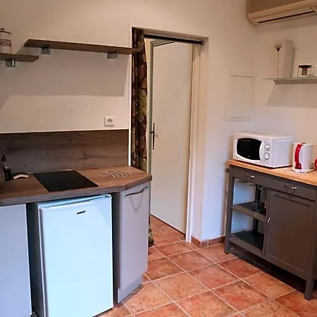 A L'oree Des Cevennes Bed and Breakfast